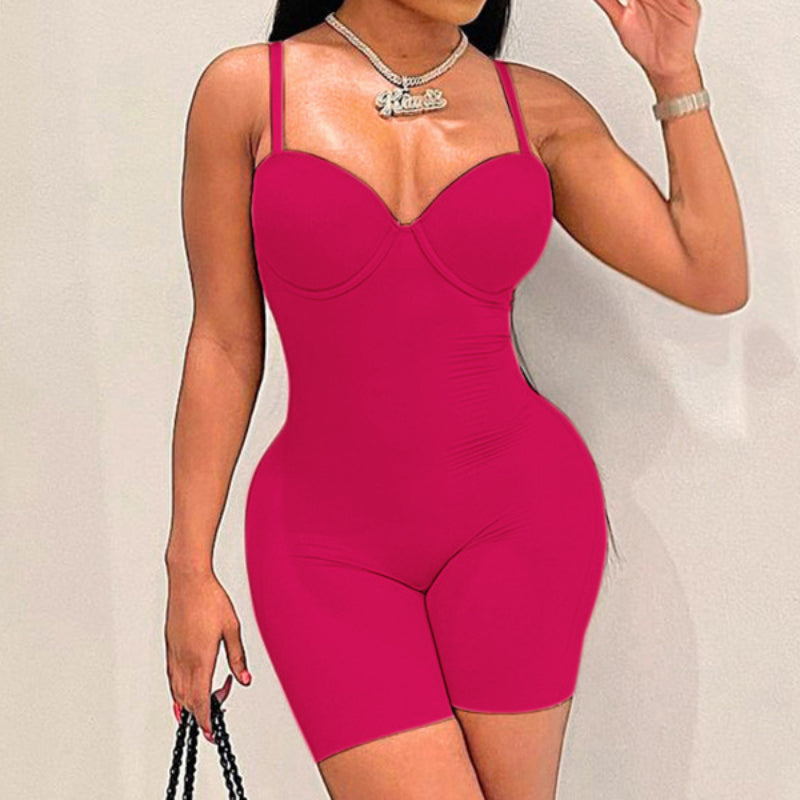 High-waisted slim-fit hip-hugging jumpsuit