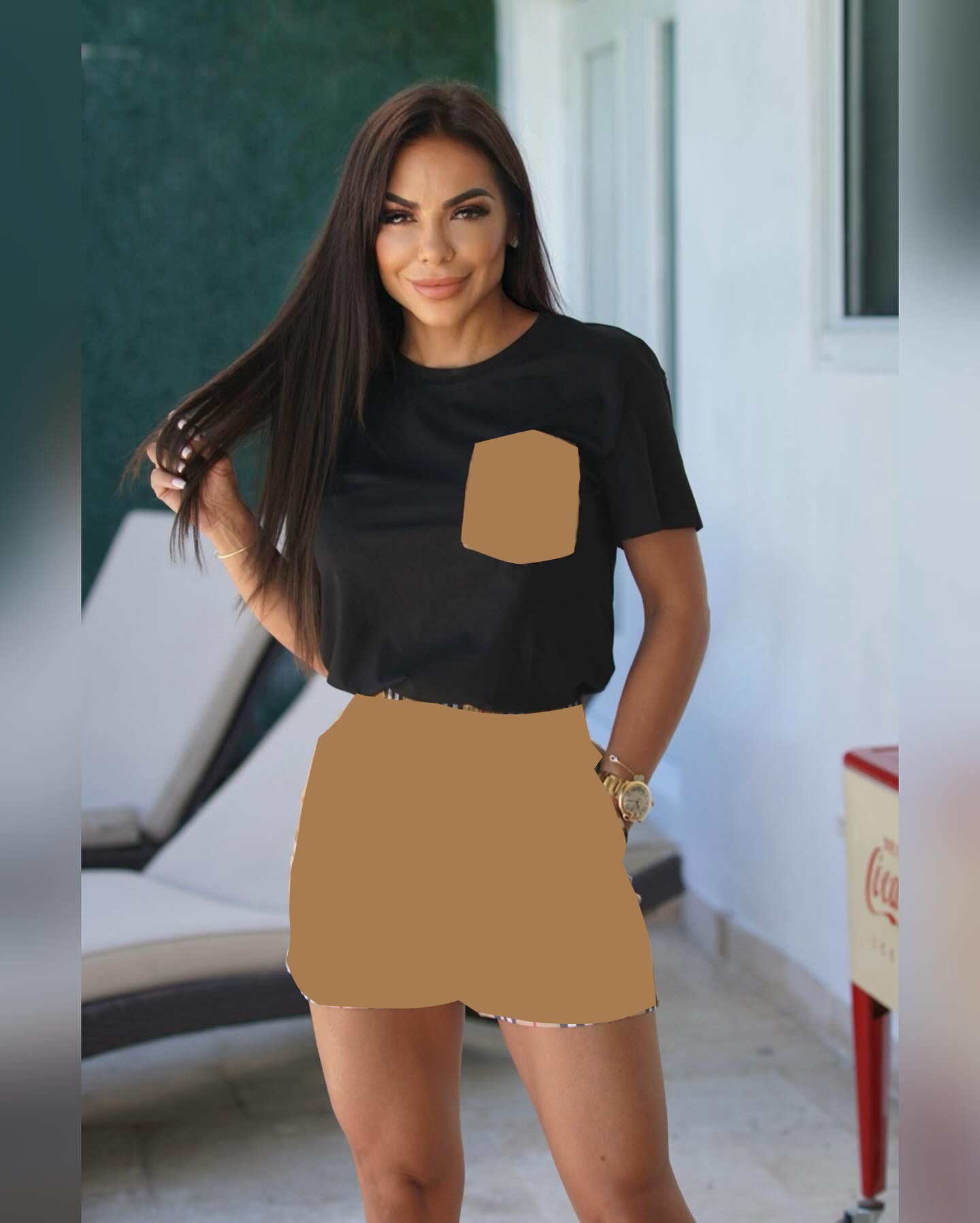 Fashionable Short-sleeved + Plaid Shorts