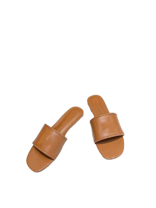 Women slippers