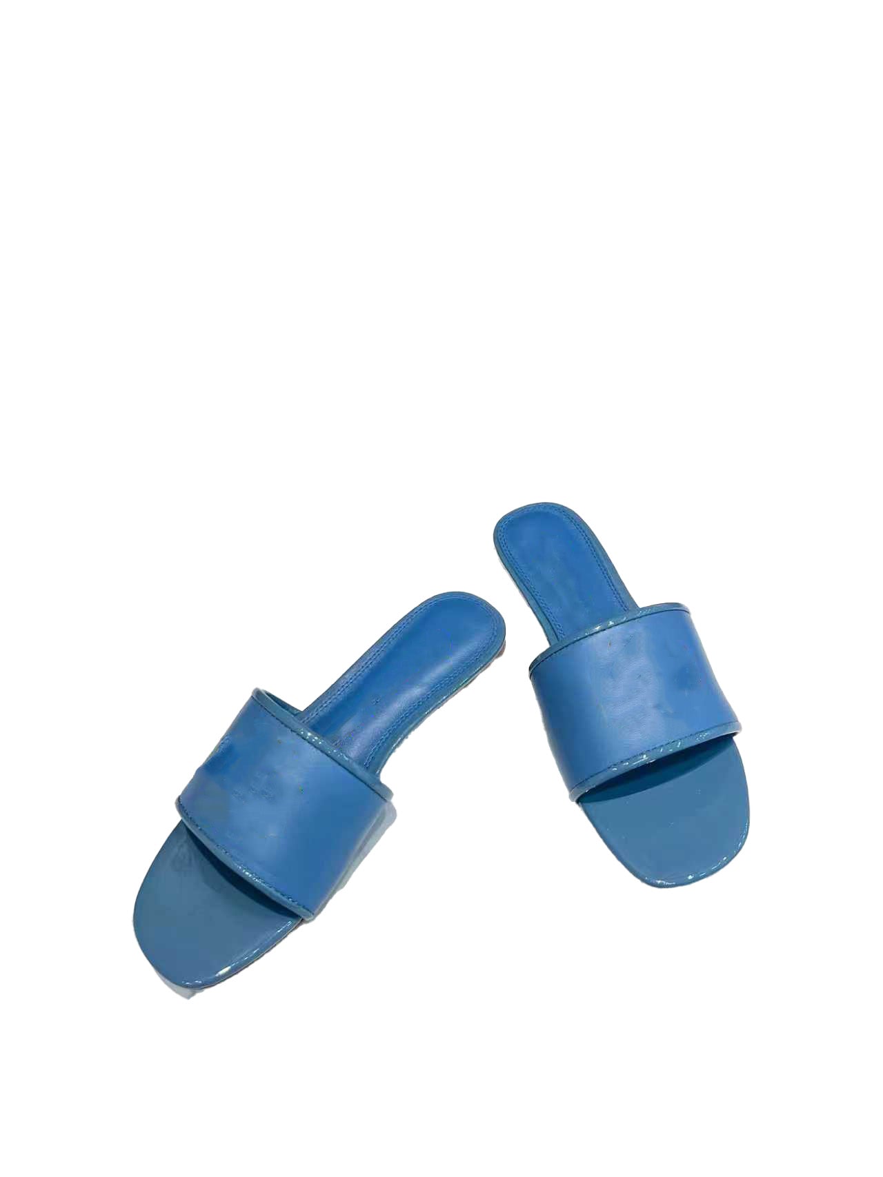 Women slippers