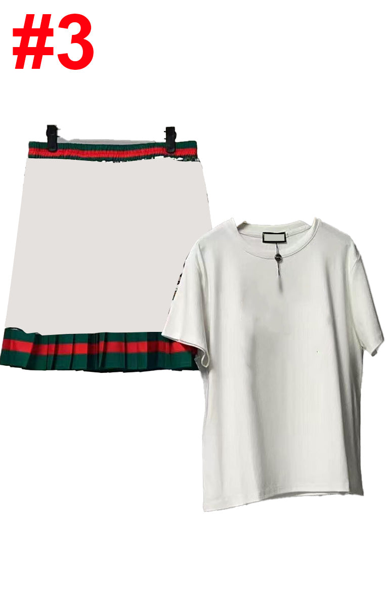 Short-sleeved top + skirt