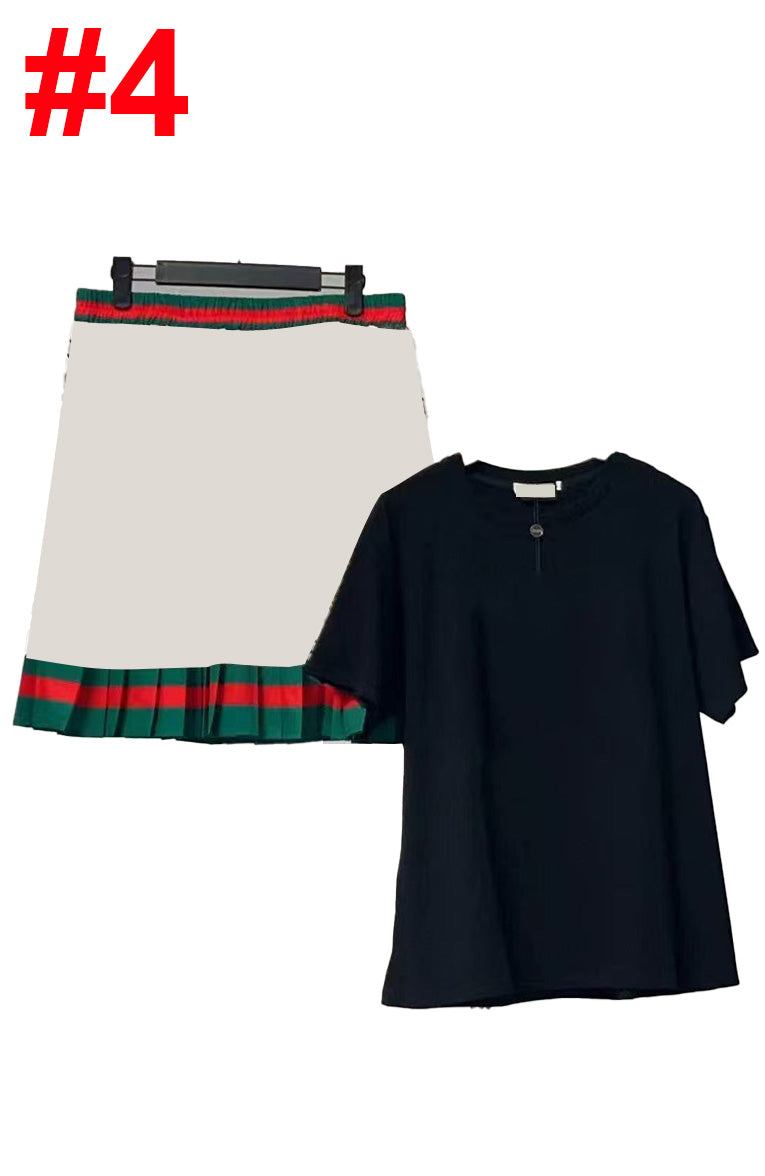 Short-sleeved top + skirt