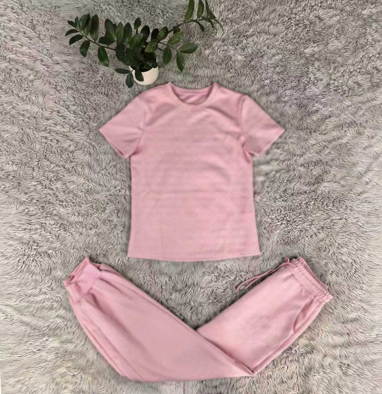T-shirt and Pants Set