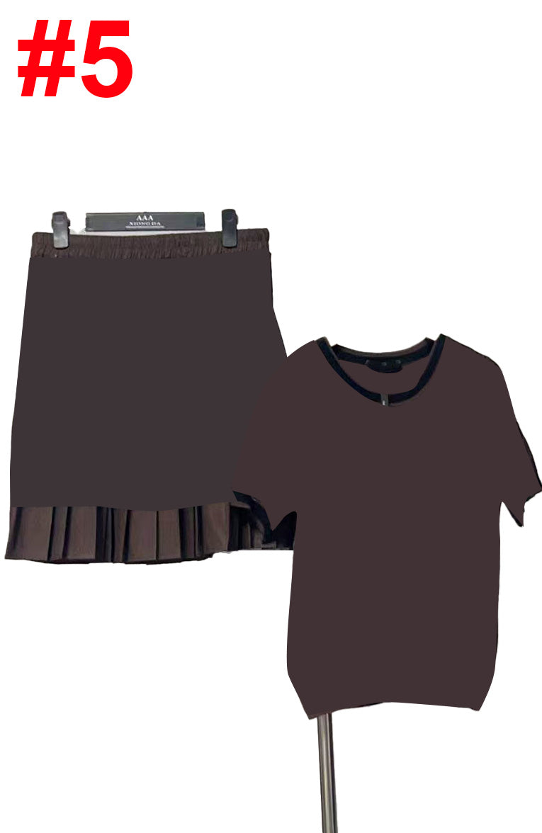 Short-sleeved top + skirt