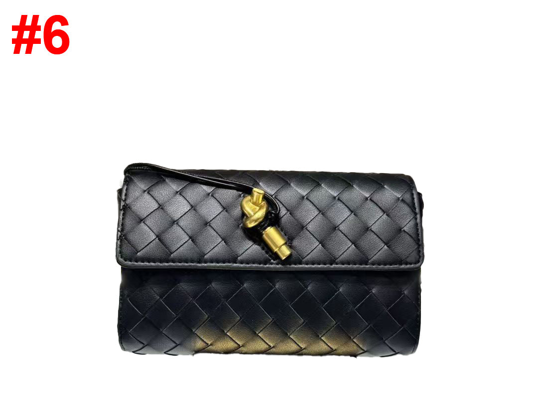 Crossbody woven bag