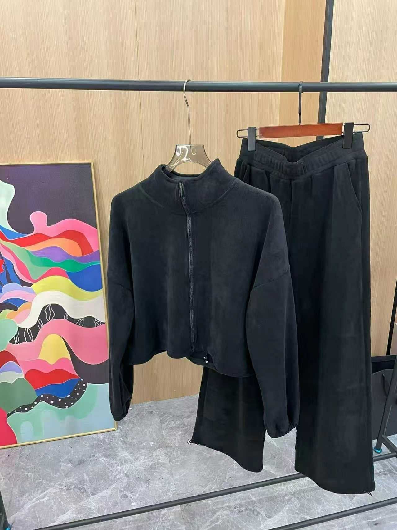 Women's Lambswool Suit