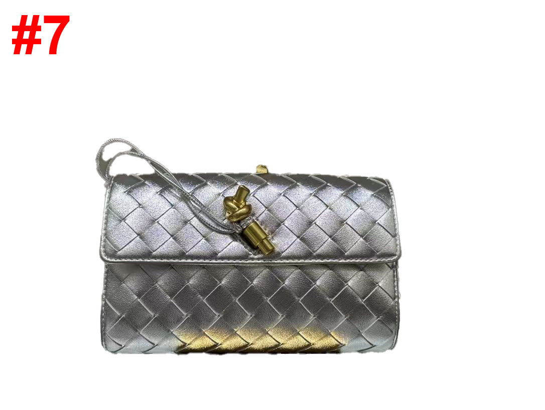 Crossbody woven bag
