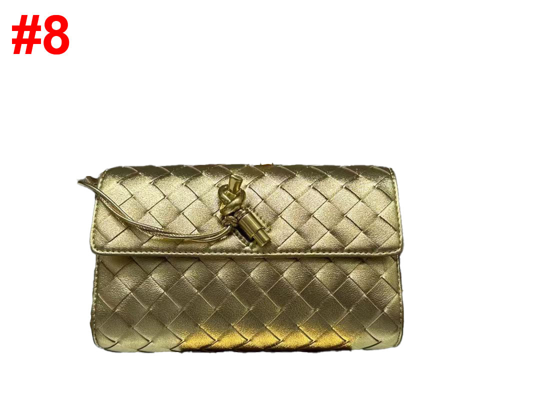 Crossbody woven bag