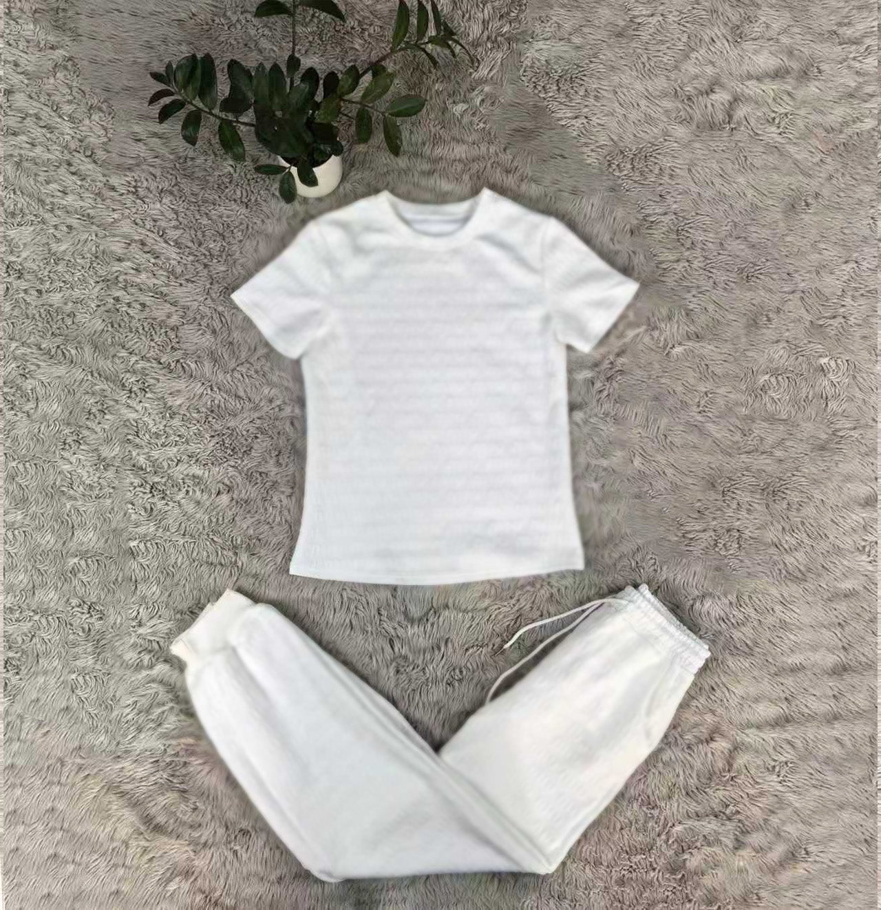 T-shirt and Pants Set